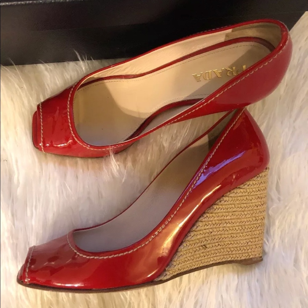 Red Prada Wedges Size 7